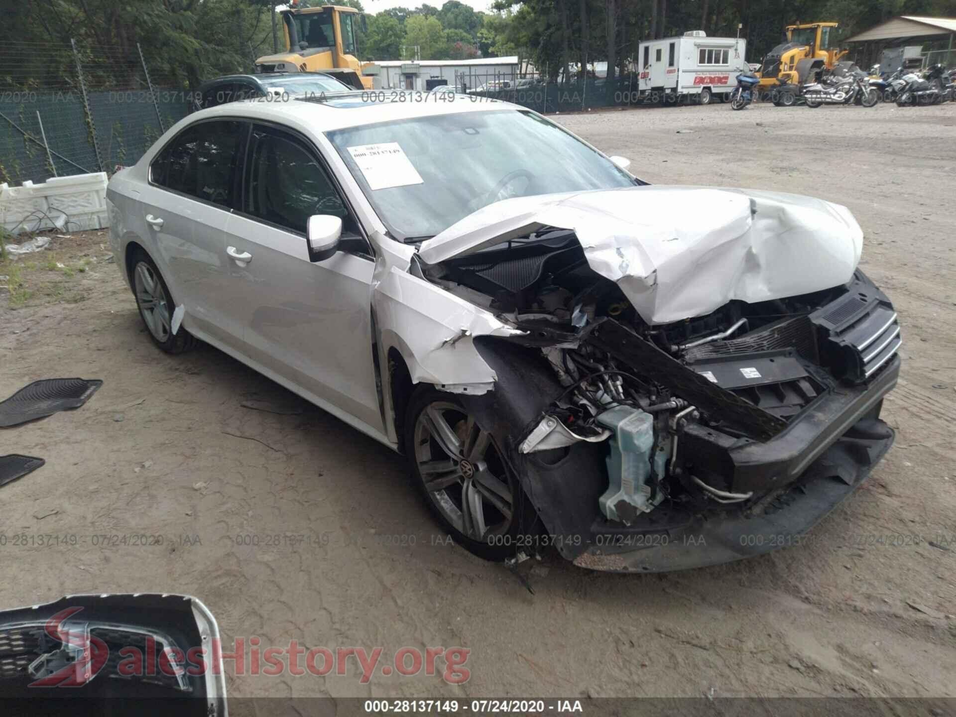2014 VOLKSWAGEN PASSAT — VIN 1VWBH7A31EC017816
