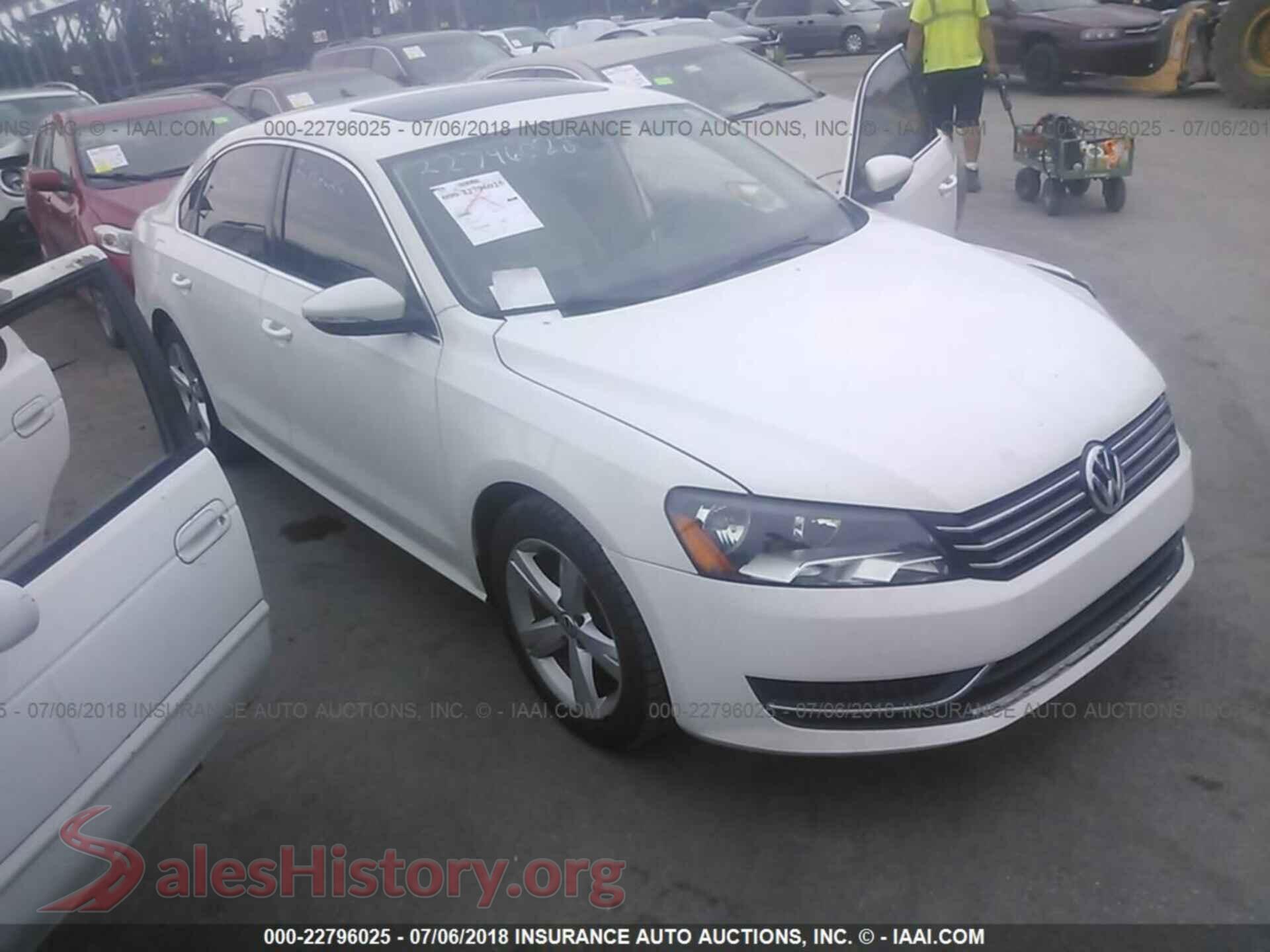 2012 Volkswagen Passat — VIN 1VWBH7A37CC066371