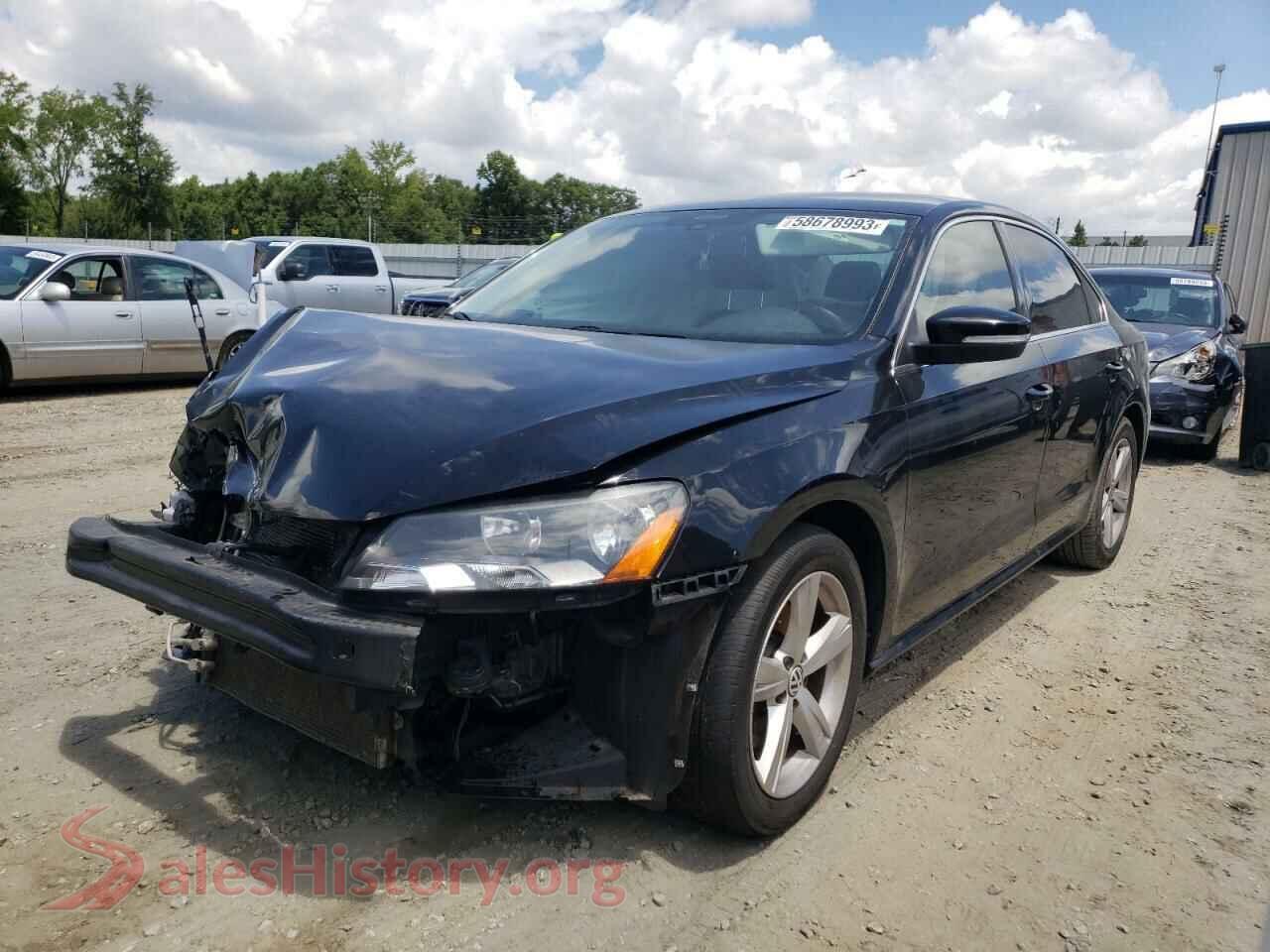 2013 VOLKSWAGEN PASSAT — VIN 1VWBH7A37DC118860