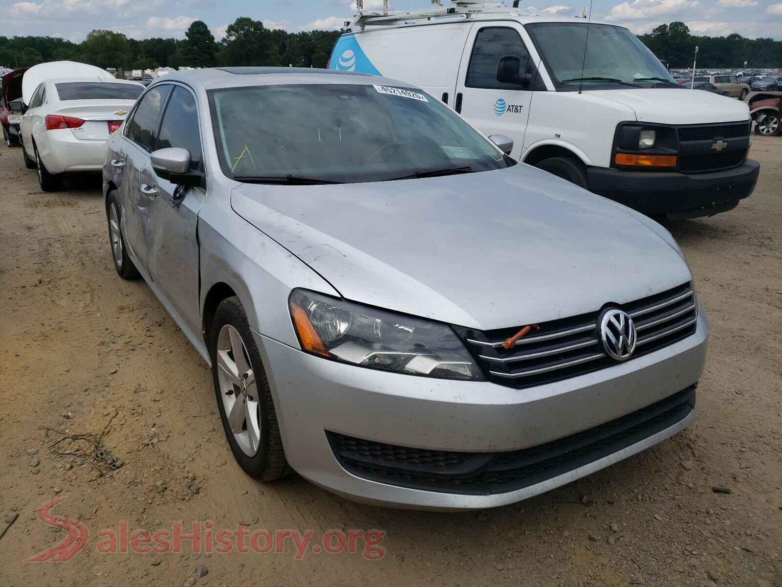 2013 VOLKSWAGEN PASSAT — VIN 1VWBH7A38DC083939