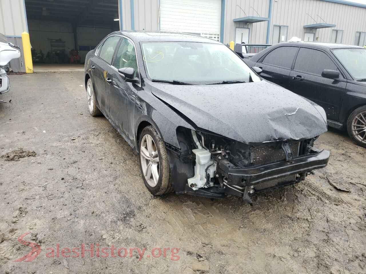 2012 VOLKSWAGEN PASSAT — VIN 1VWBM7A36CC053817