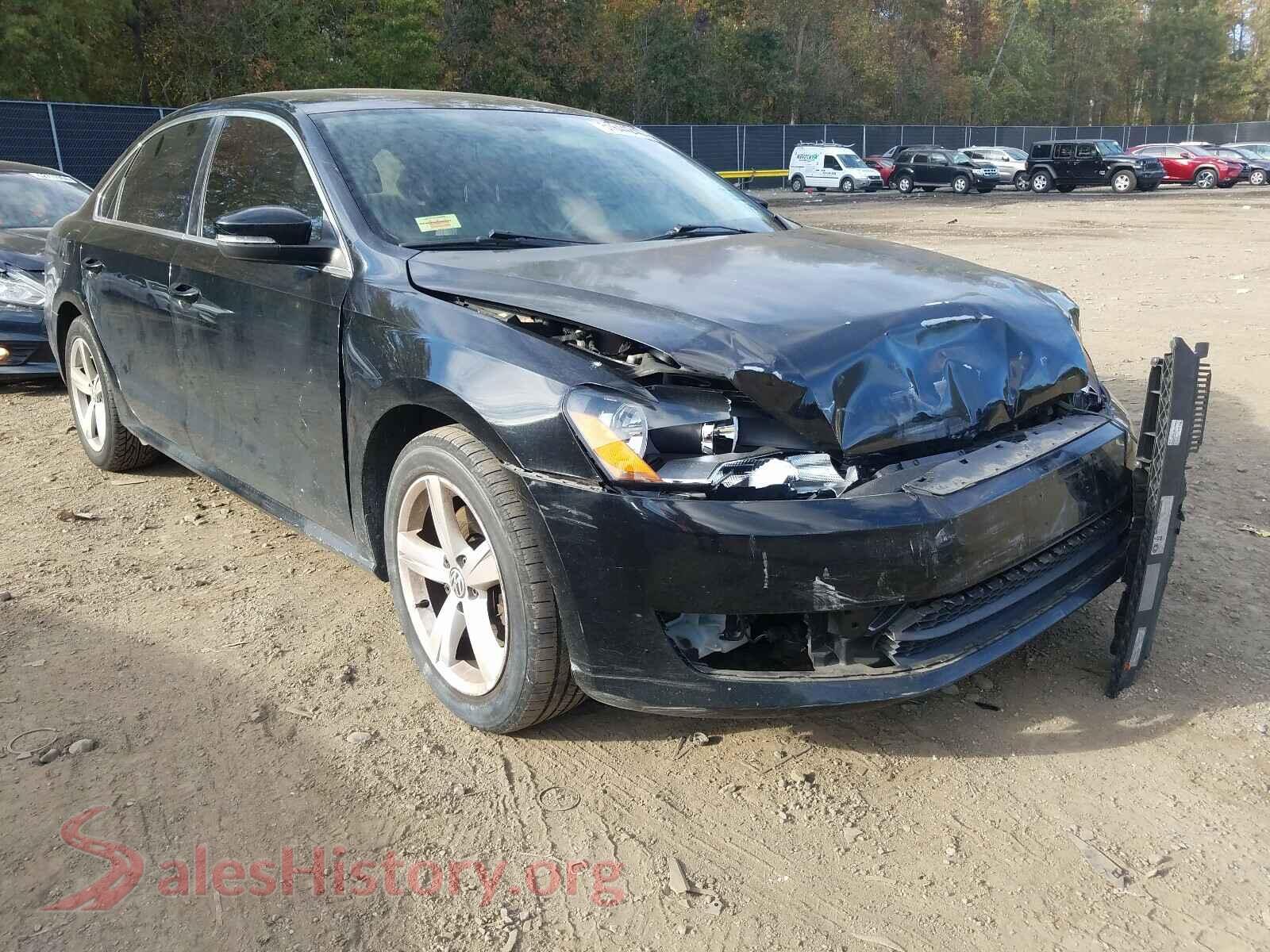 2013 VOLKSWAGEN PASSAT — VIN 1VWBP7A35DC016136