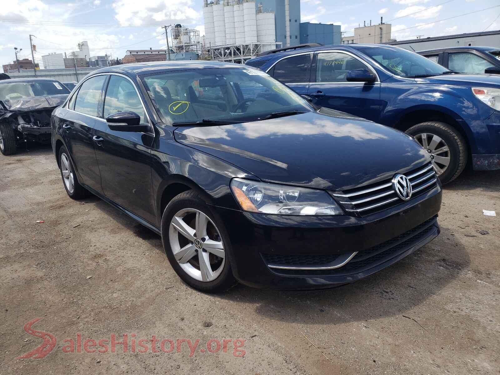 2013 VOLKSWAGEN PASSAT — VIN 1VWBP7A35DC125938