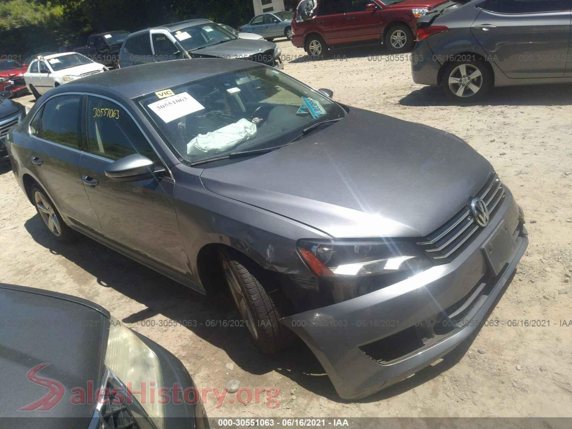 2012 VOLKSWAGEN PASSAT — VIN 1VWBP7A37CC011292