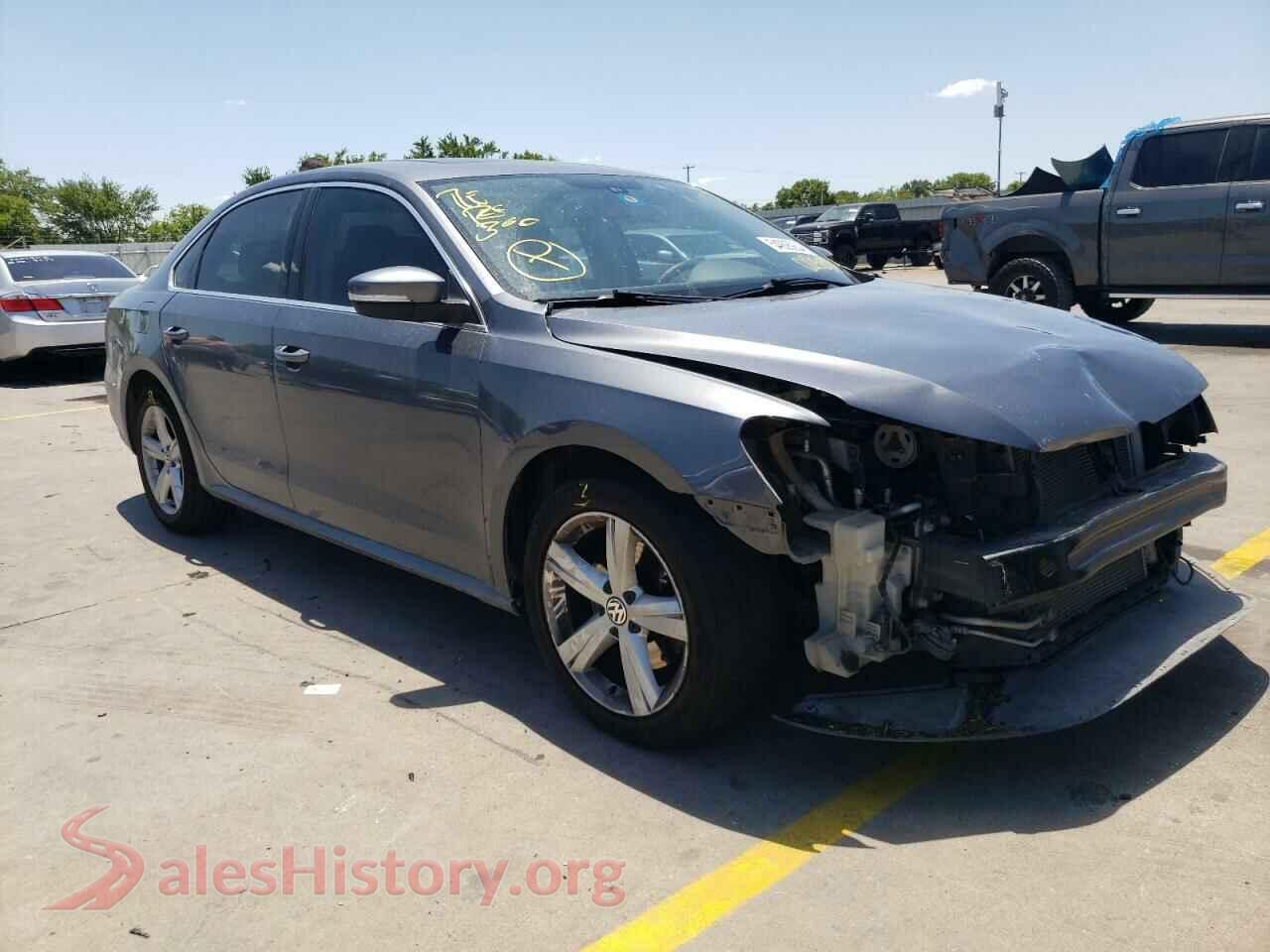 2013 VOLKSWAGEN PASSAT — VIN 1VWBP7A37DC008538
