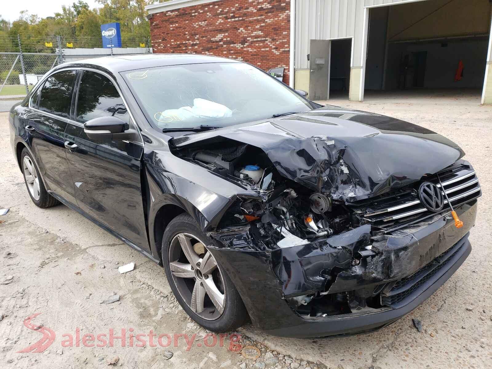 2013 VOLKSWAGEN PASSAT — VIN 1VWBP7A39DC047664