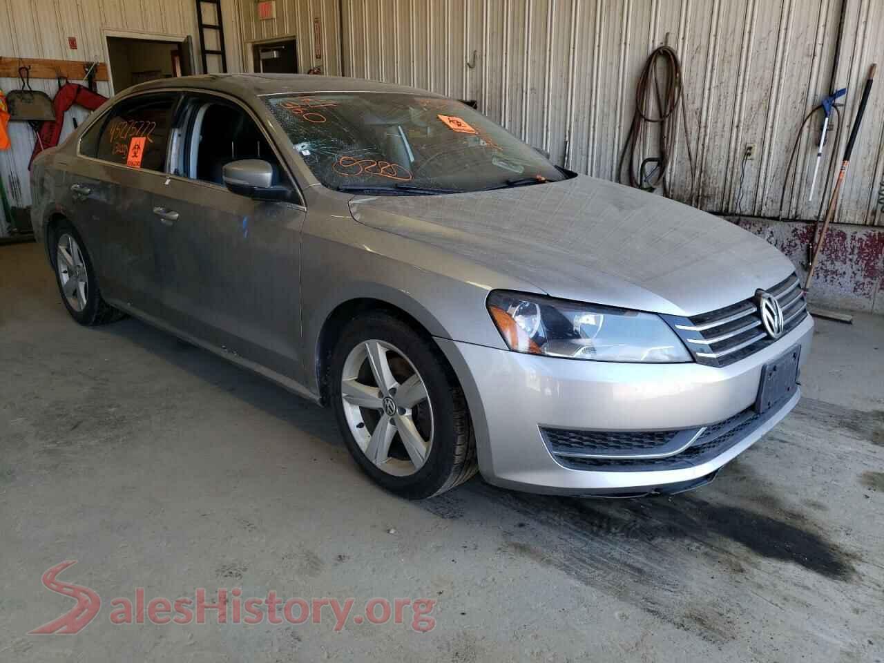 2013 VOLKSWAGEN PASSAT — VIN 1VWBP7A39DC125330