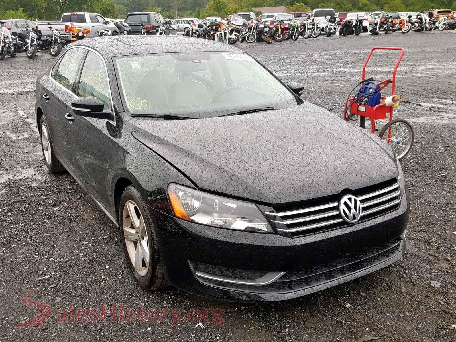 2013 VOLKSWAGEN PASSAT — VIN 1VWBP7A39DC140328