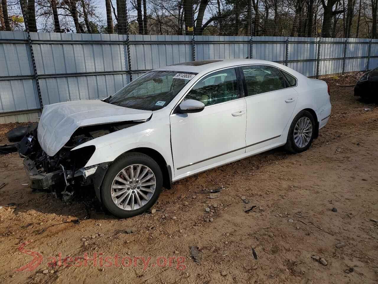 2016 VOLKSWAGEN PASSAT — VIN 1VWBS7A37GC038044