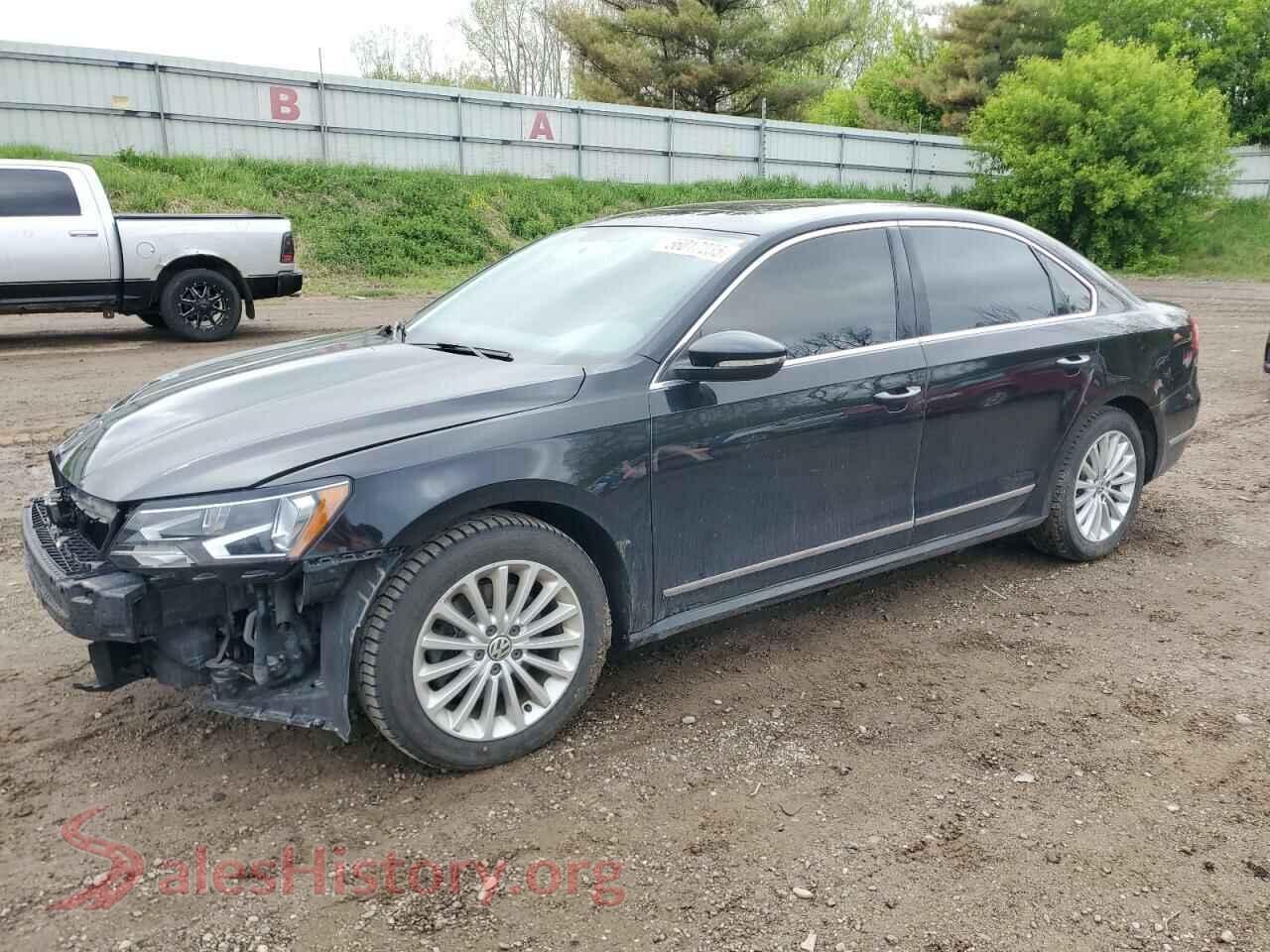 2016 VOLKSWAGEN PASSAT — VIN 1VWBT7A38GC051284