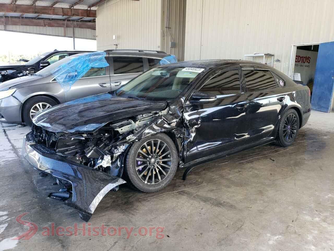 2017 VOLKSWAGEN PASSAT — VIN 1VWBT7A39HC006968