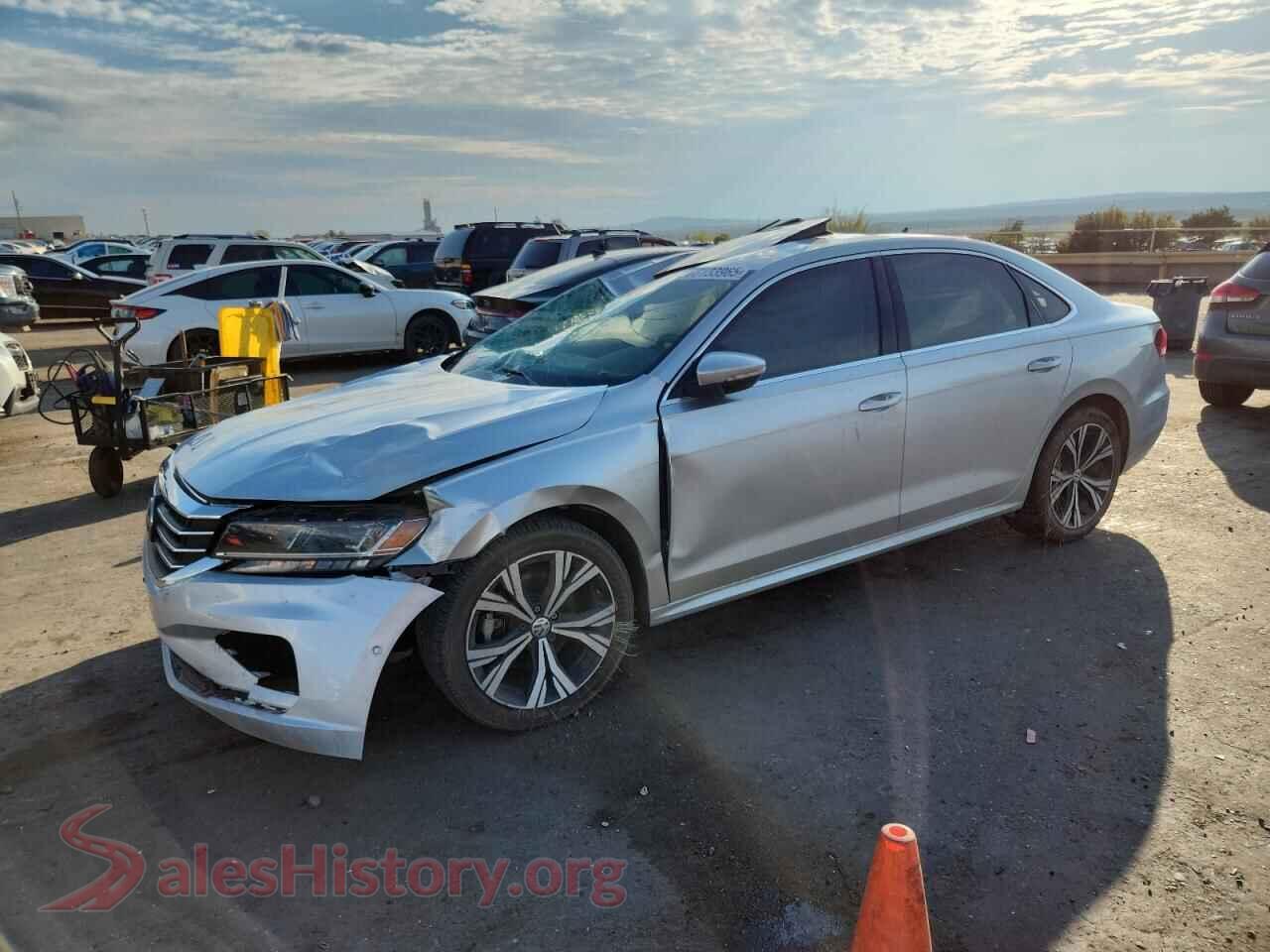 2020 VOLKSWAGEN PASSAT — VIN 1VWCA7A30LC009437