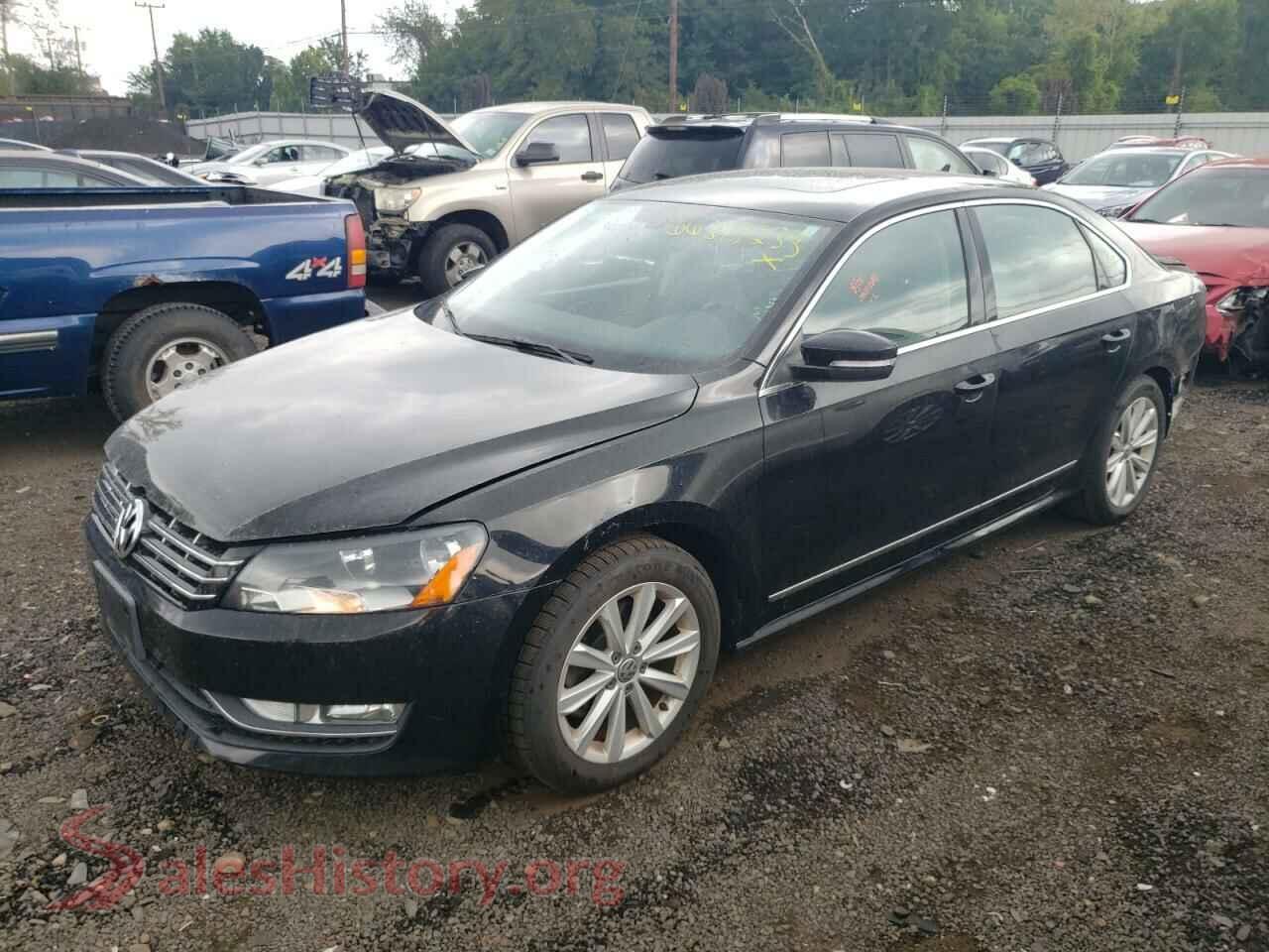 2013 VOLKSWAGEN PASSAT — VIN 1VWCP7A35DC133655