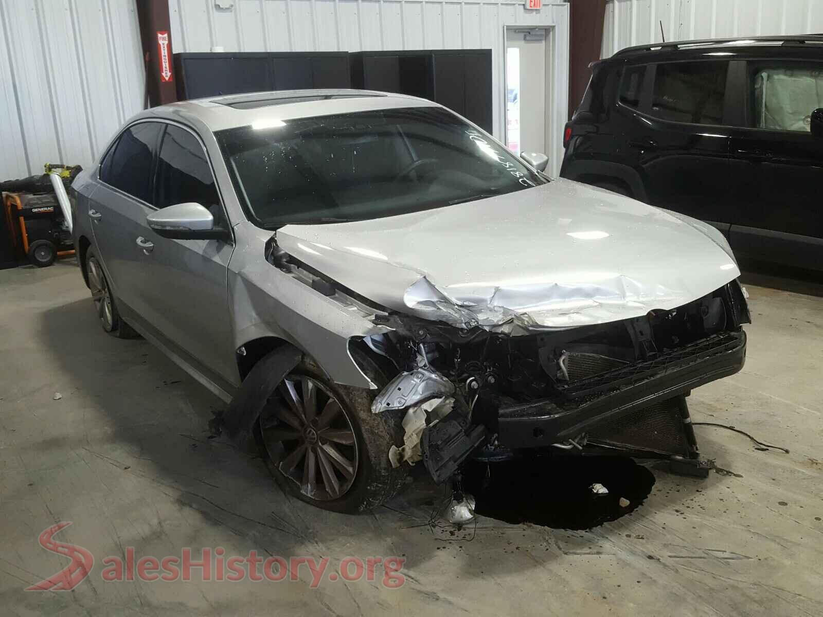 2012 VOLKSWAGEN PASSAT — VIN 1VWCP7A36CC038102