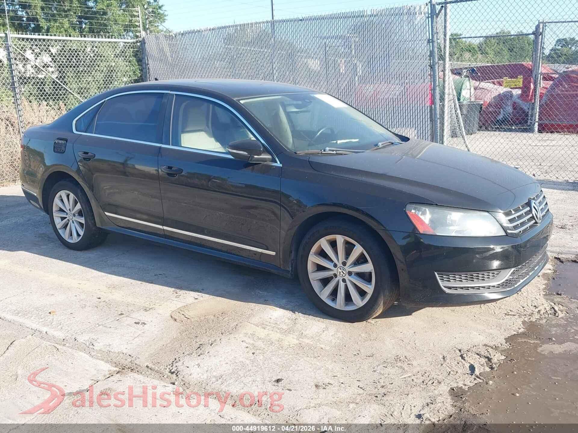 2012 VOLKSWAGEN PASSAT — VIN 1VWCP7A38CC015520
