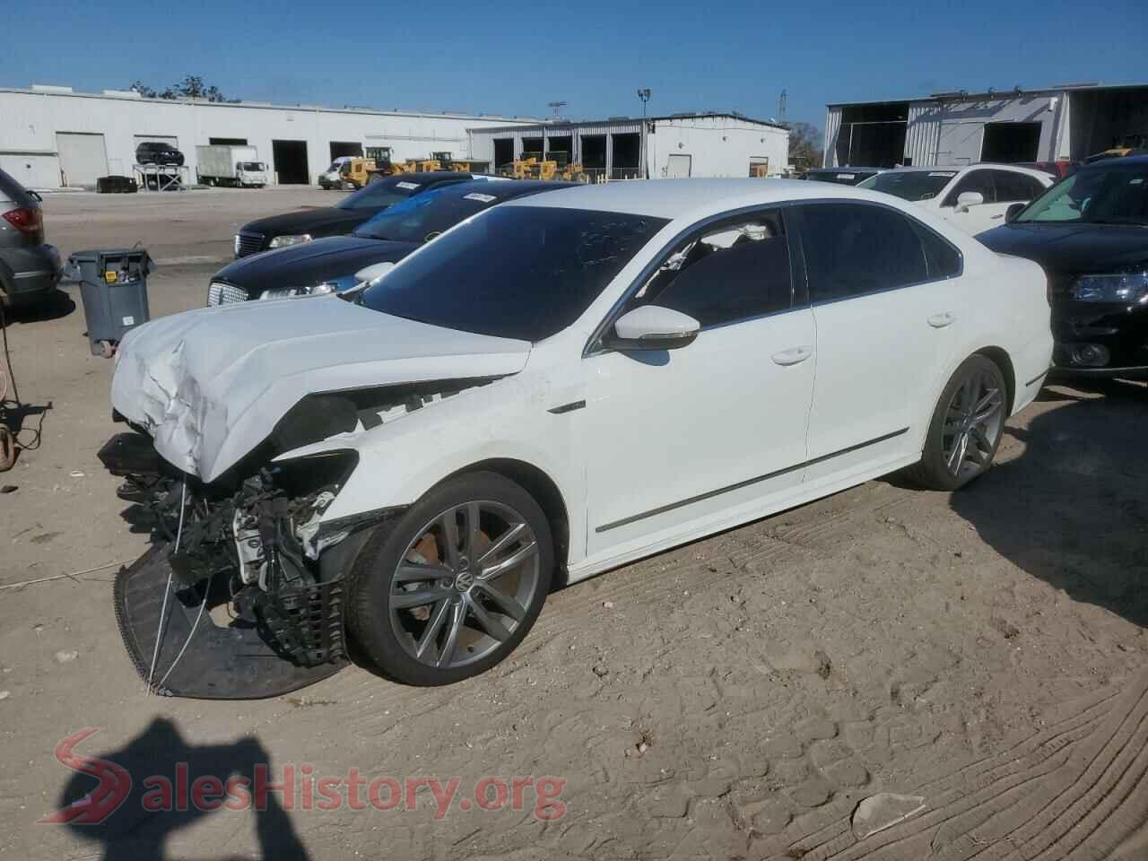 2017 VOLKSWAGEN PASSAT — VIN 1VWDT7A30HC026339