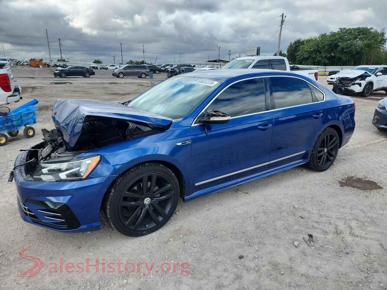 2017 VOLKSWAGEN PASSAT — VIN 1VWDT7A39HC000869
