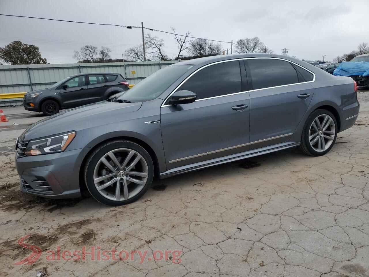 2017 VOLKSWAGEN PASSAT — VIN 1VWDT7A39HC046668