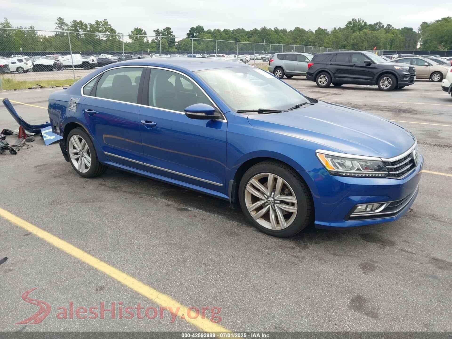 2017 VOLKSWAGEN PASSAT — VIN 1VWGT7A3XHC078607
