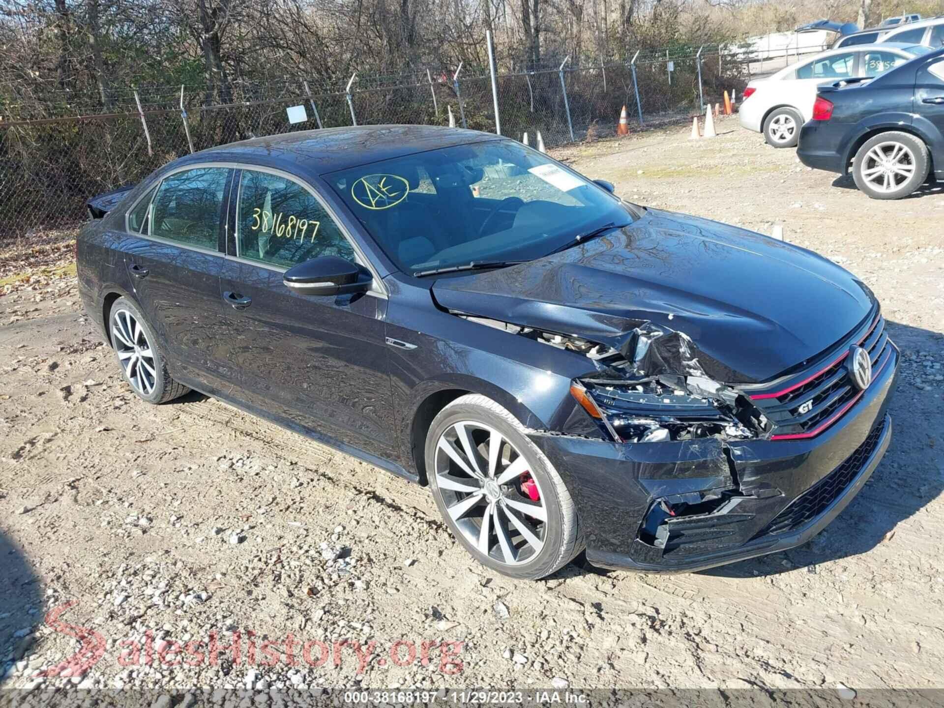 2018 VOLKSWAGEN PASSAT — VIN 1VWJM7A31JC036545