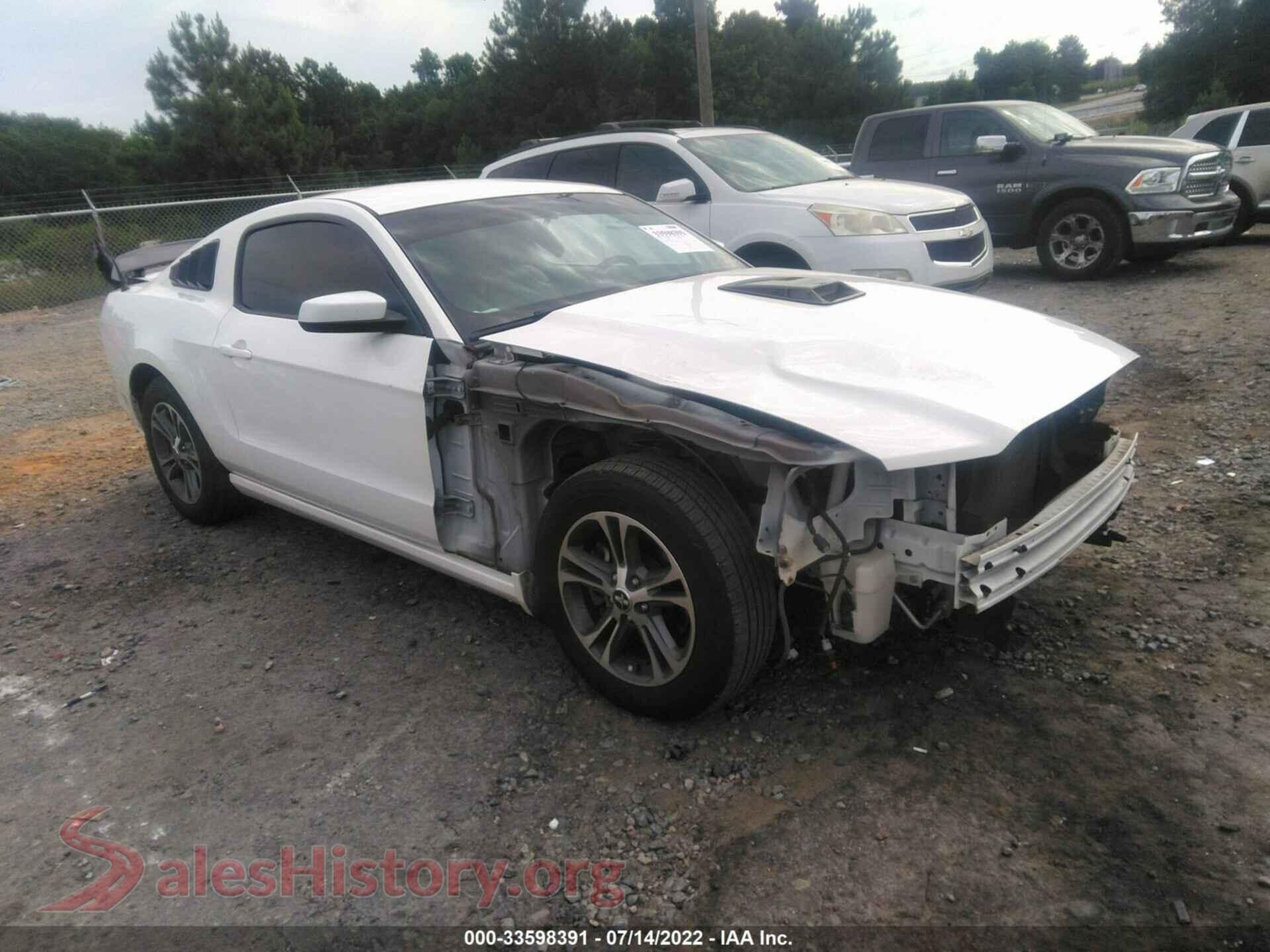 2013 FORD MUSTANG — VIN 1ZVBP8AM3D5260399