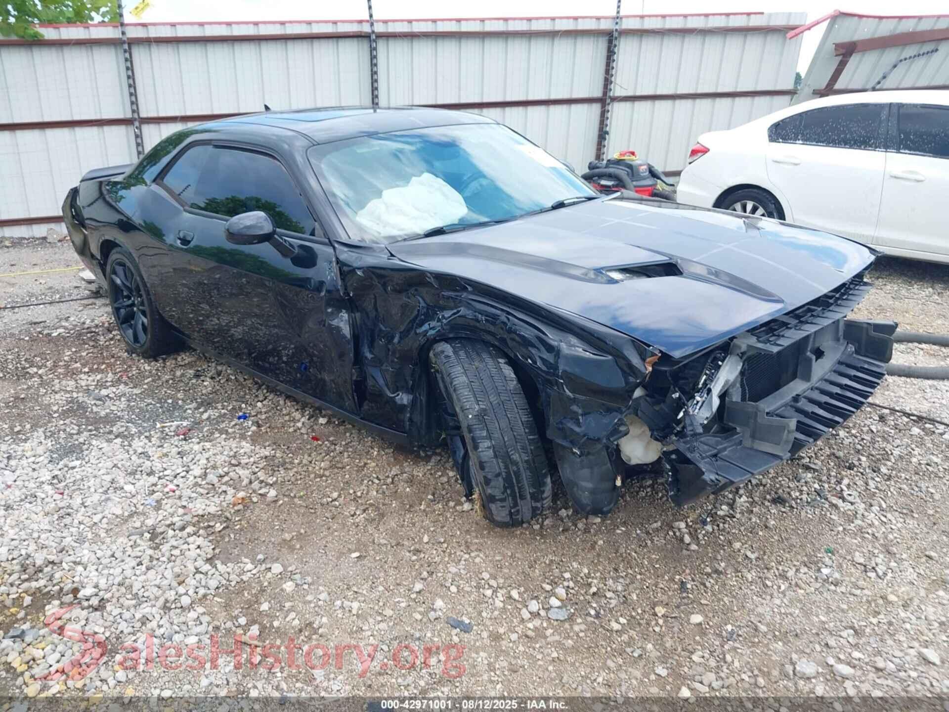 2017 DODGE CHALLENGER — VIN 2C3CDZAG8HH665919