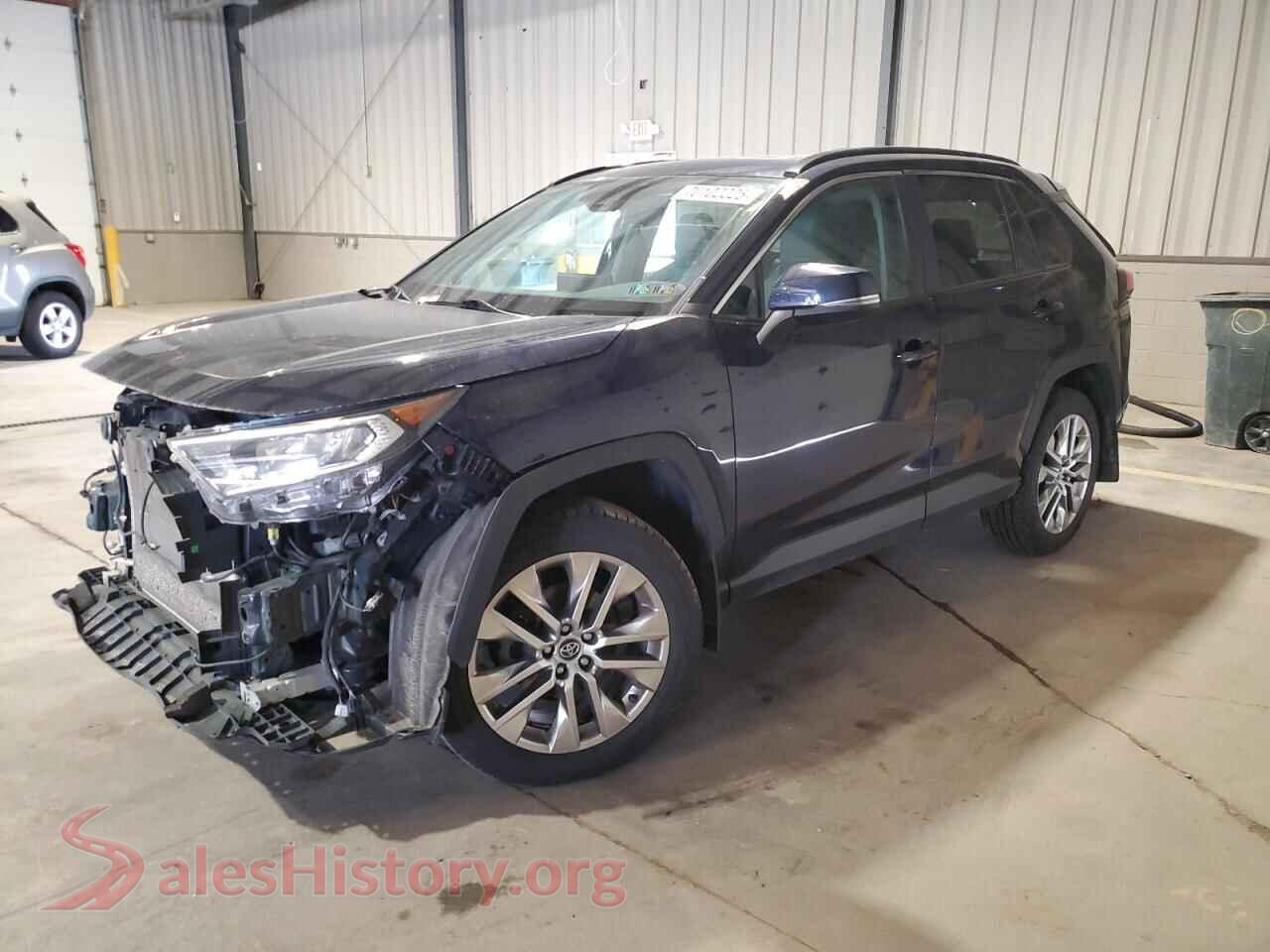 2021 TOYOTA RAV4 — VIN 2T3A1RFV0MW153536