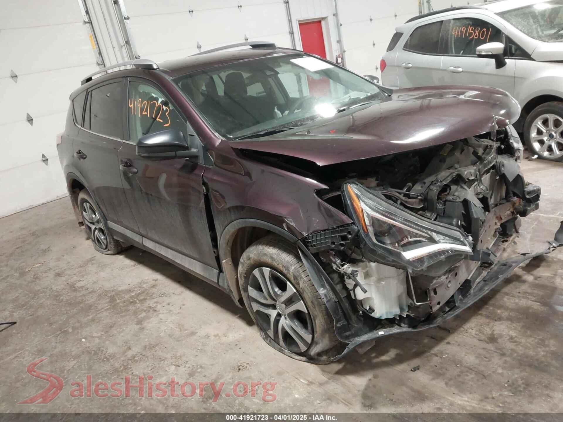 2018 TOYOTA RAV4 — VIN 2T3BFREV0JW810368