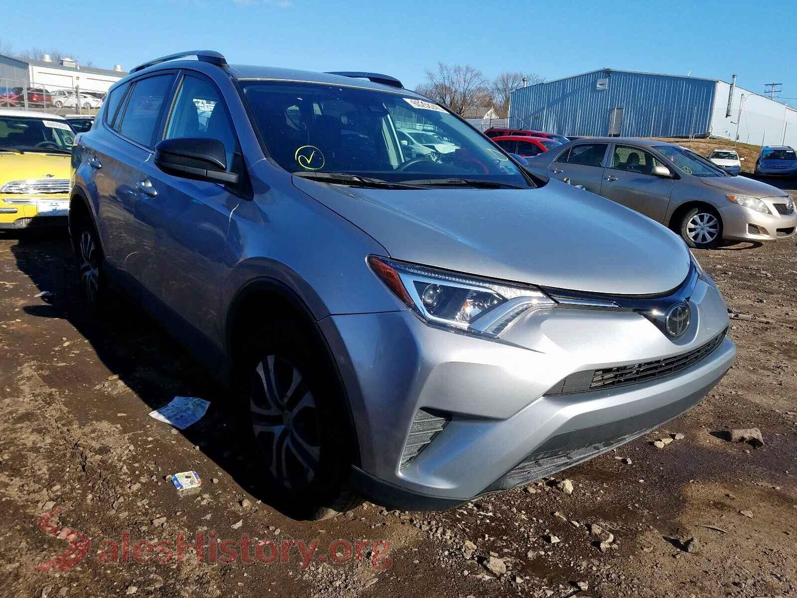 2018 TOYOTA RAV4 LE — VIN 2T3BFREV7JW706704