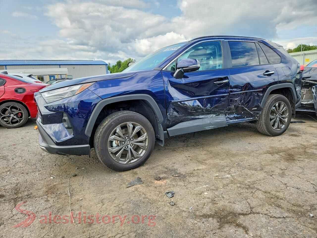 2024 TOYOTA RAV4 — VIN 2T3D6RFV8RW078977