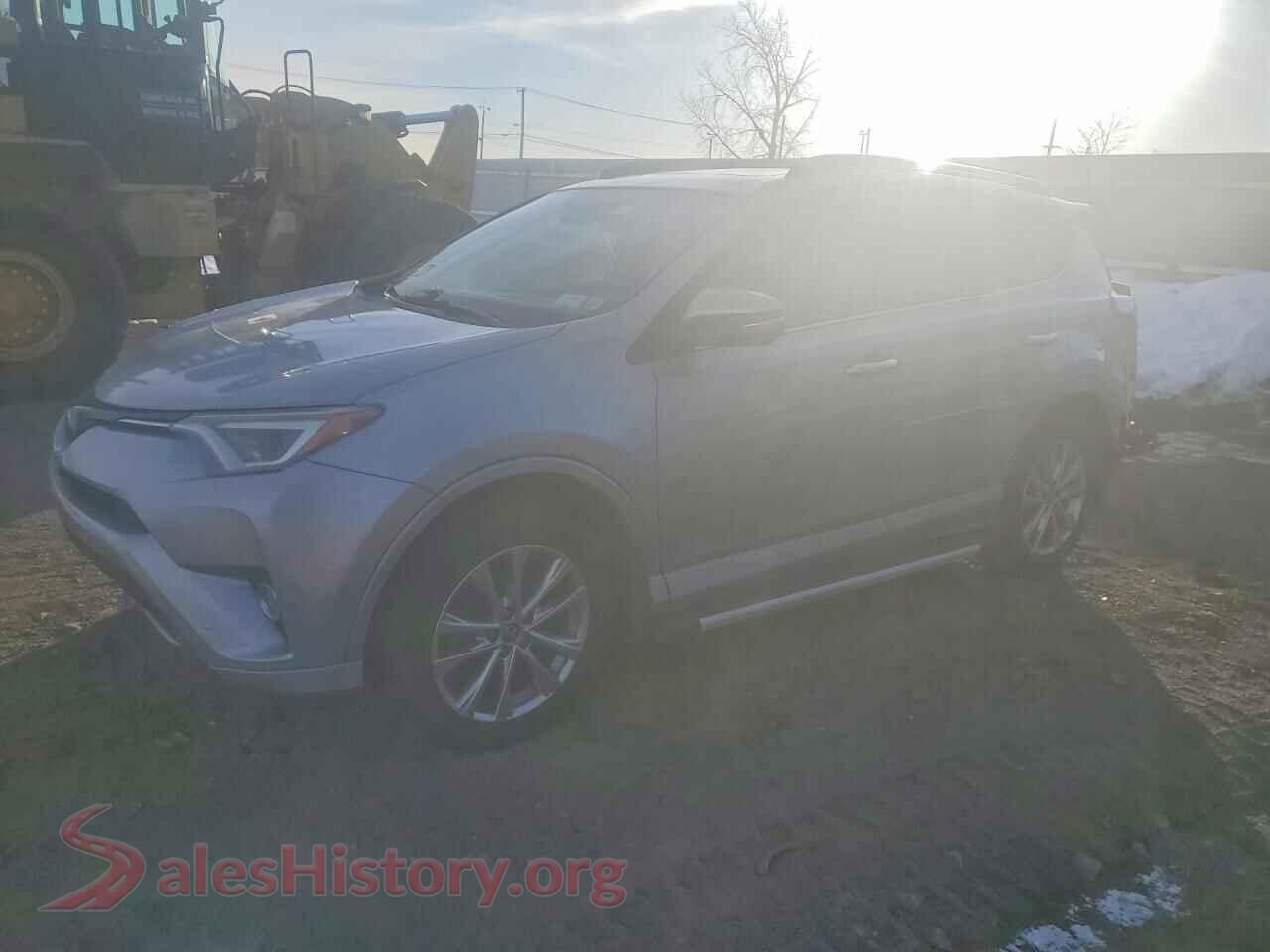 2017 TOYOTA RAV4 — VIN 2T3DFREV6HW547144