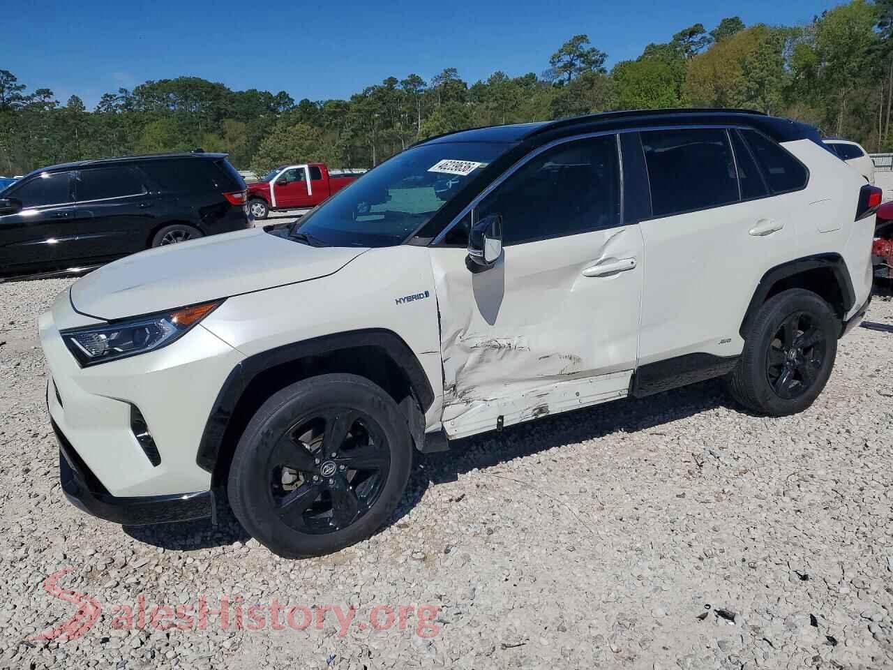 2021 TOYOTA RAV4 — VIN 2T3E6RFV3MW007943