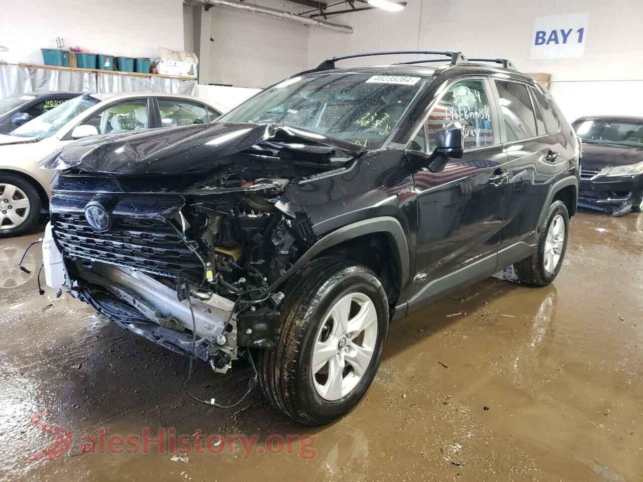 2020 TOYOTA RAV4 — VIN 2T3LWRFV6LW090922