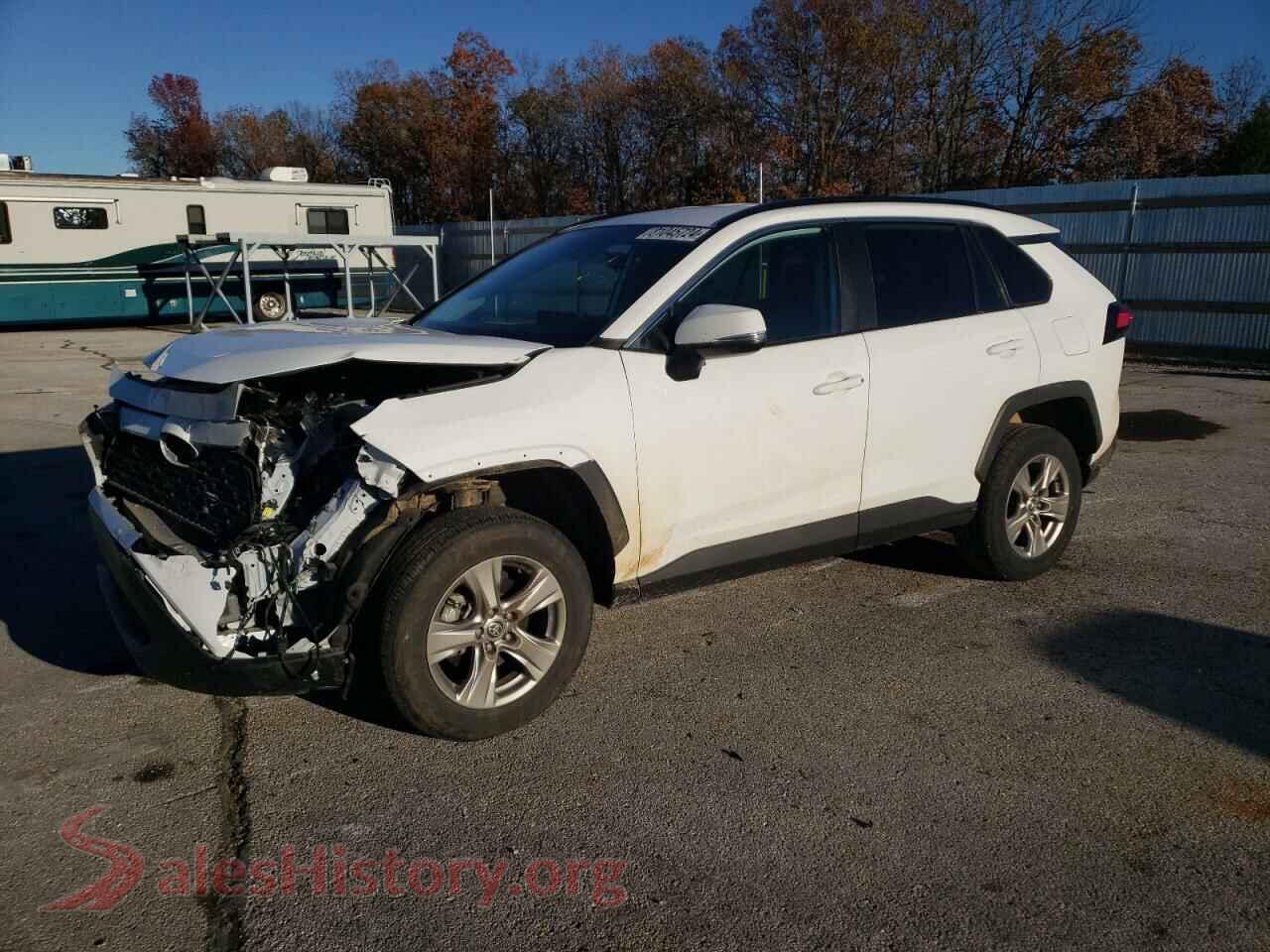 2022 TOYOTA RAV4 — VIN 2T3P1RFV8NW299890