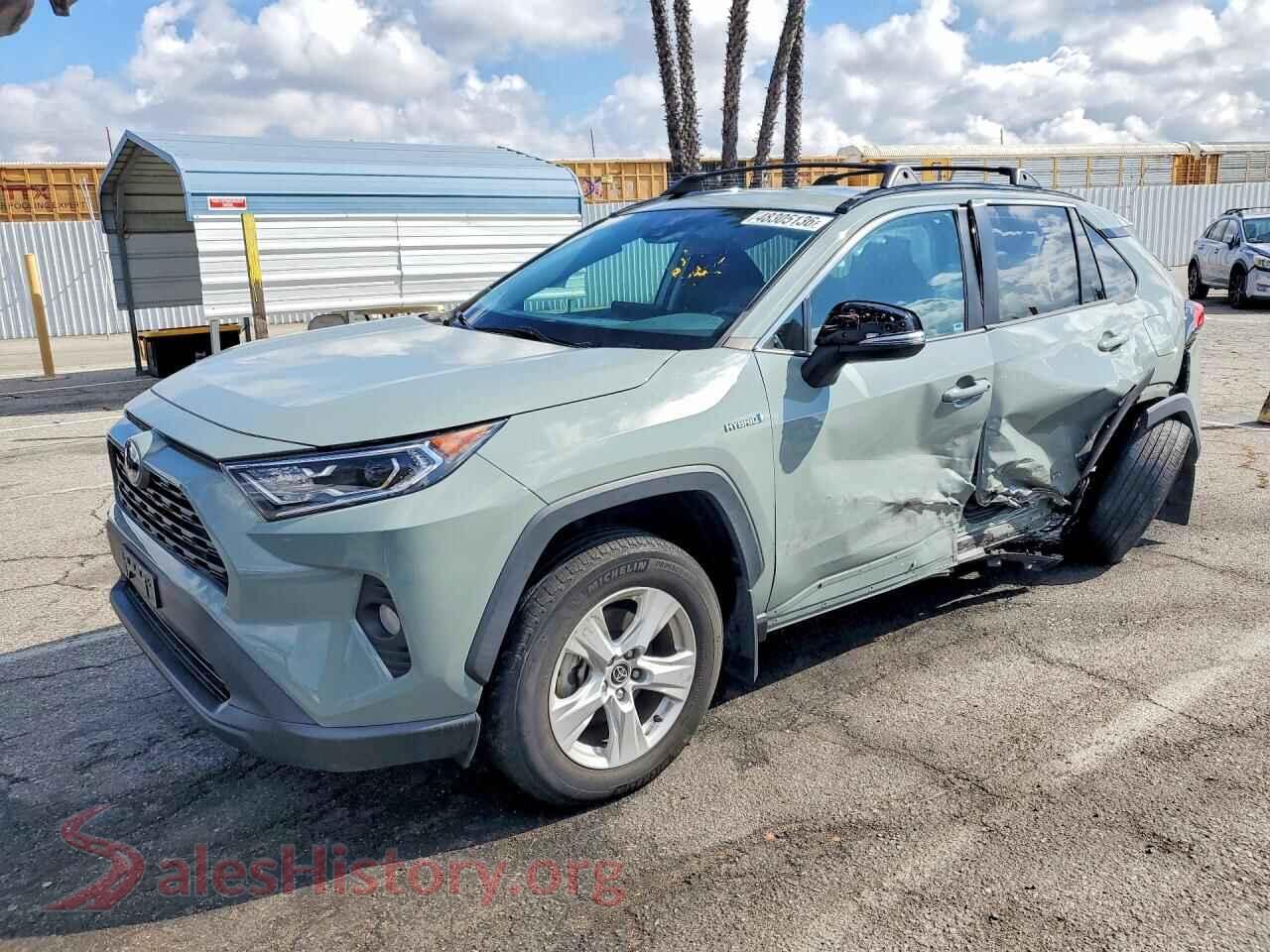 2021 TOYOTA RAV4 — VIN 2T3R6RFVXMW015104