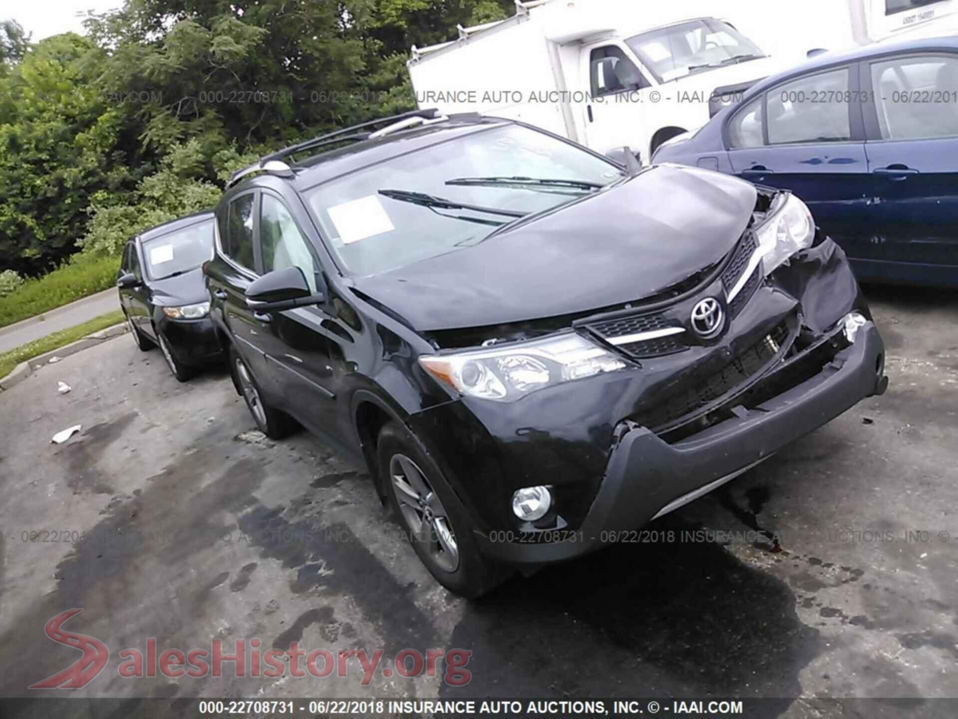 2015 Toyota Rav4 — VIN 2T3RFREV3FW240453