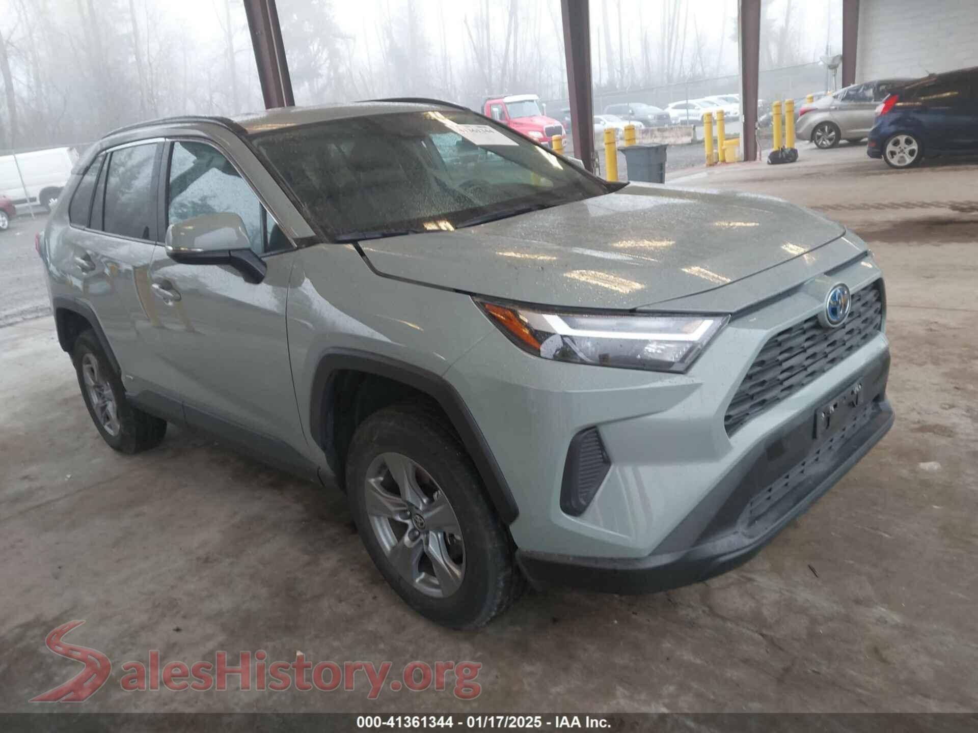 2022 TOYOTA RAV4 HYBRID — VIN 2T3RWRFV0NW136838