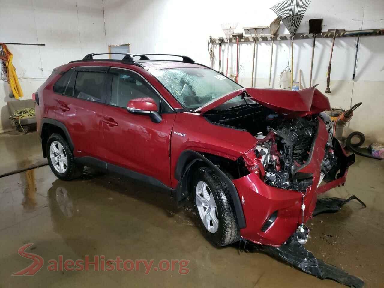 2019 TOYOTA RAV4 — VIN 2T3RWRFV2KW037305