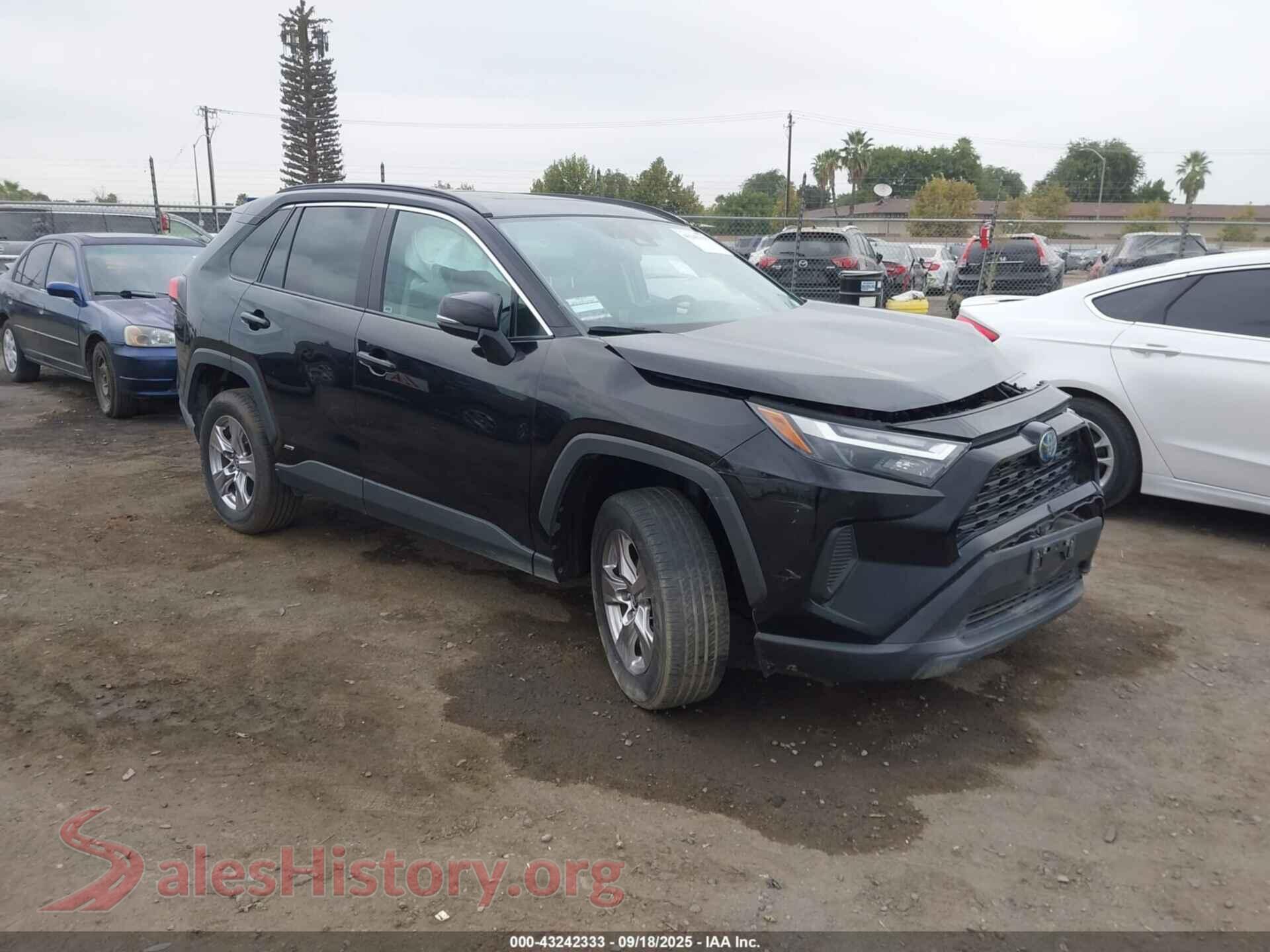 2022 TOYOTA RAV4 HYBRID — VIN 2T3RWRFV7NW142071