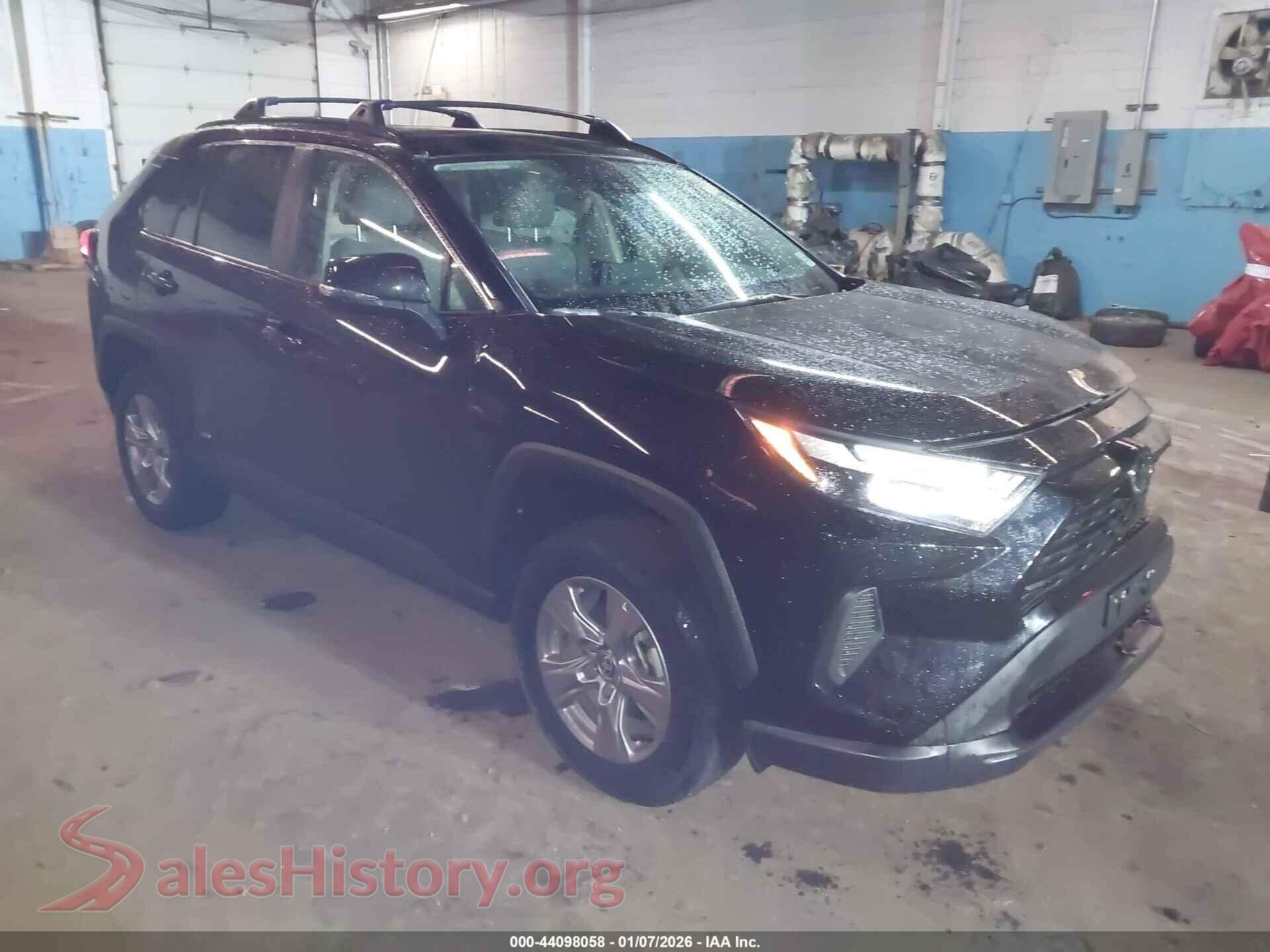 2025 TOYOTA RAV4 HYBRID — VIN 2T3RWRFVXSW260949