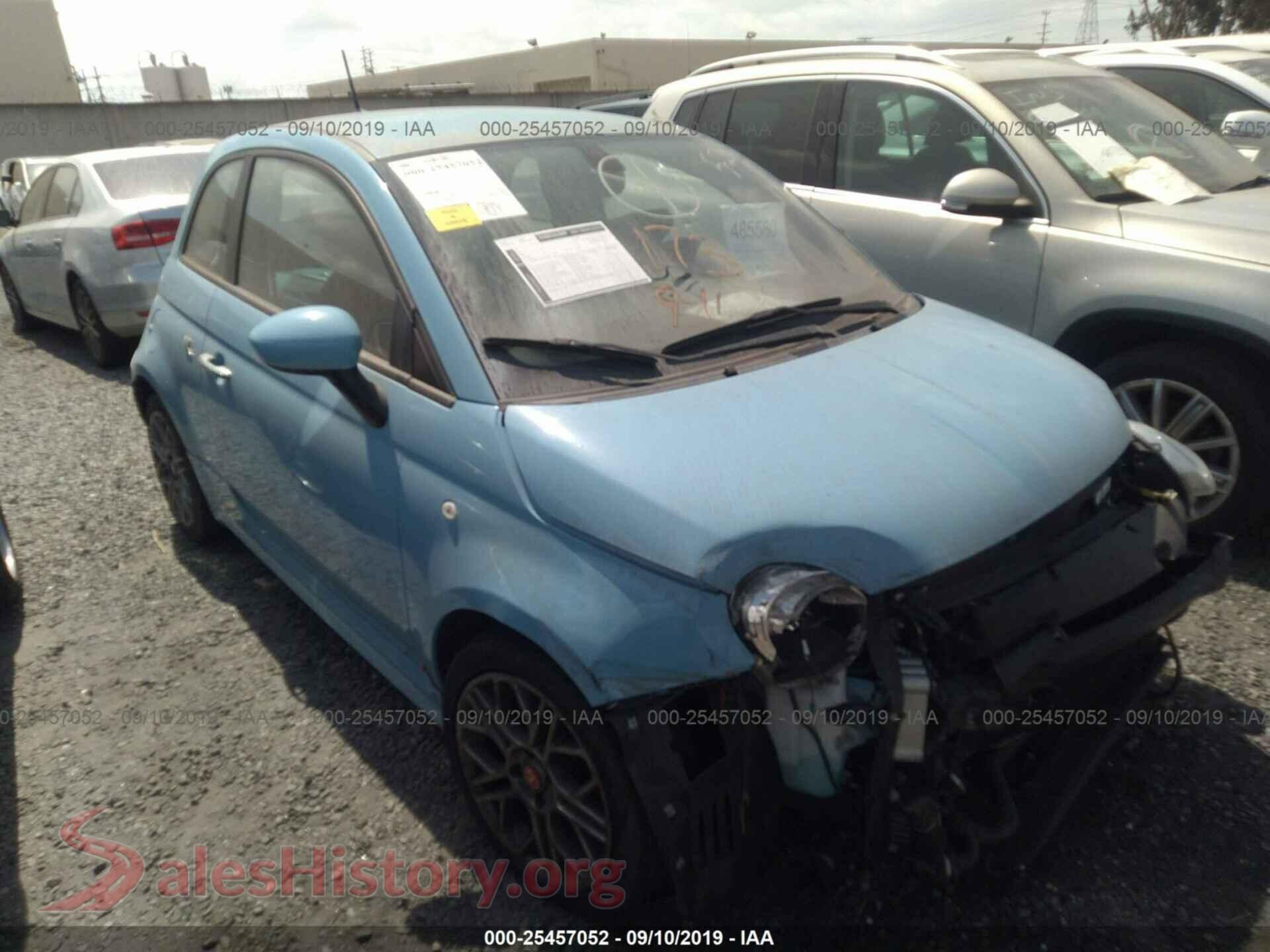 2017 FIAT 500 — VIN 3C3CFFFH3HT542675
