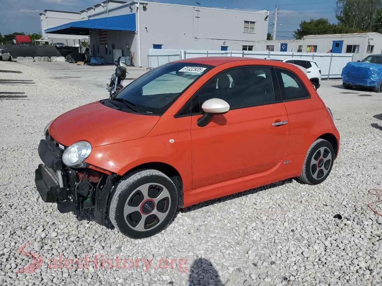 2015 FIAT 500 — VIN 3C3CFFGE4FT585715