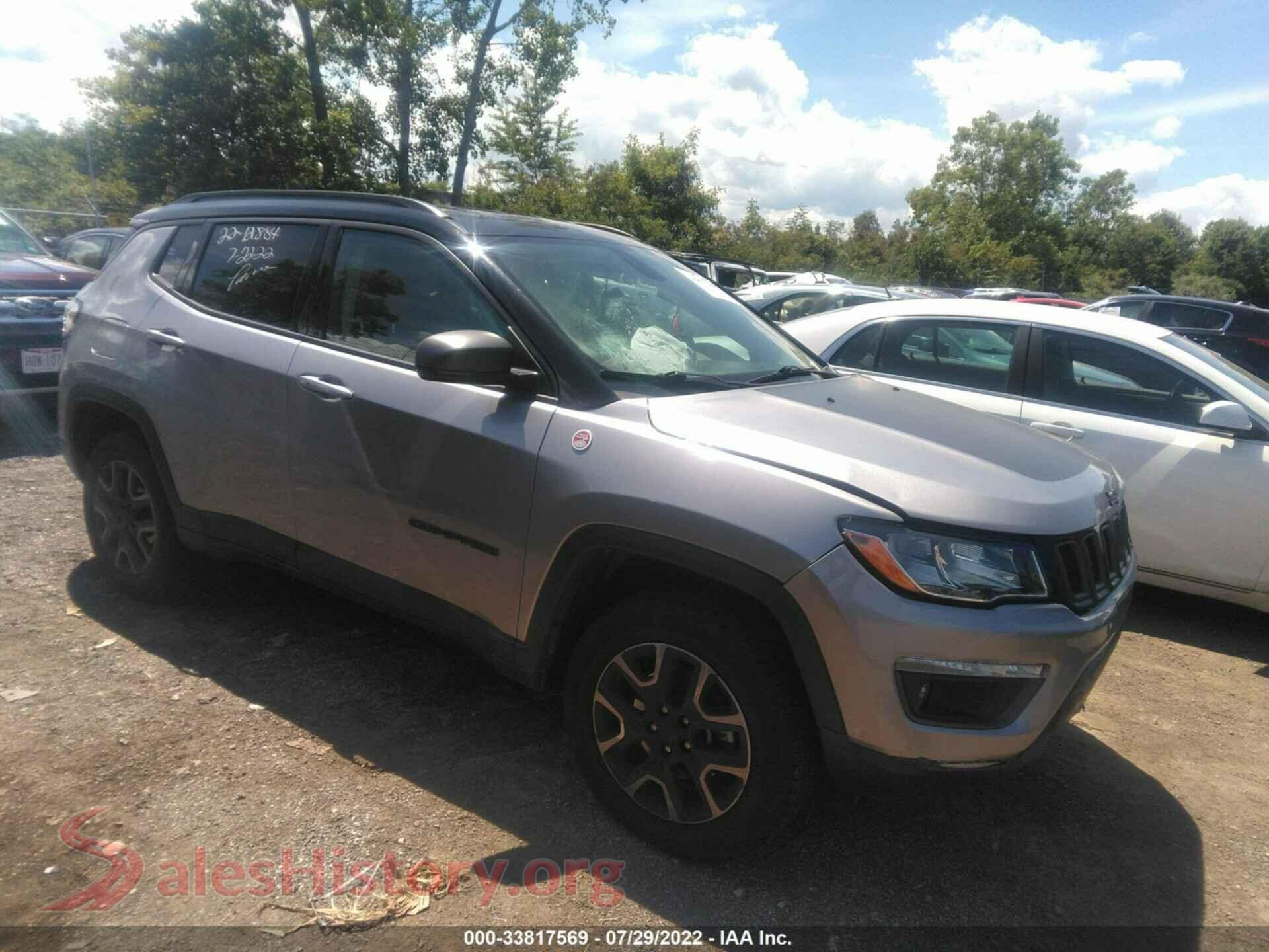 2019 JEEP COMPASS — VIN 3C4NJDDB4KT739741