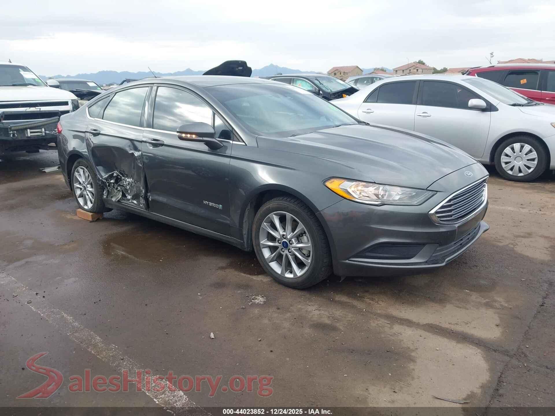 2017 FORD FUSION HYBRID — VIN 3FA6P0LU0HR319131