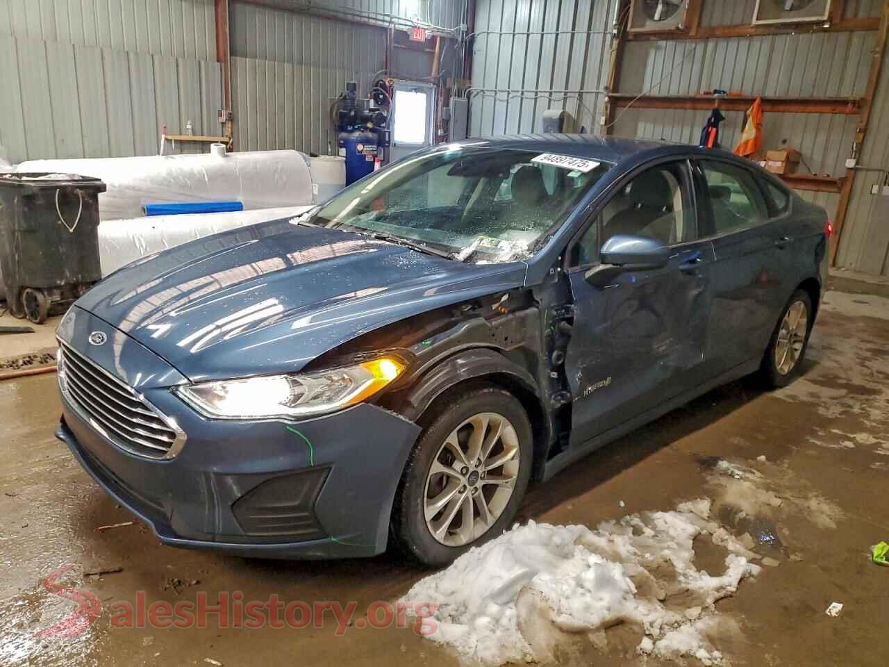 2019 FORD FUSION — VIN 3FA6P0LU2KR123635