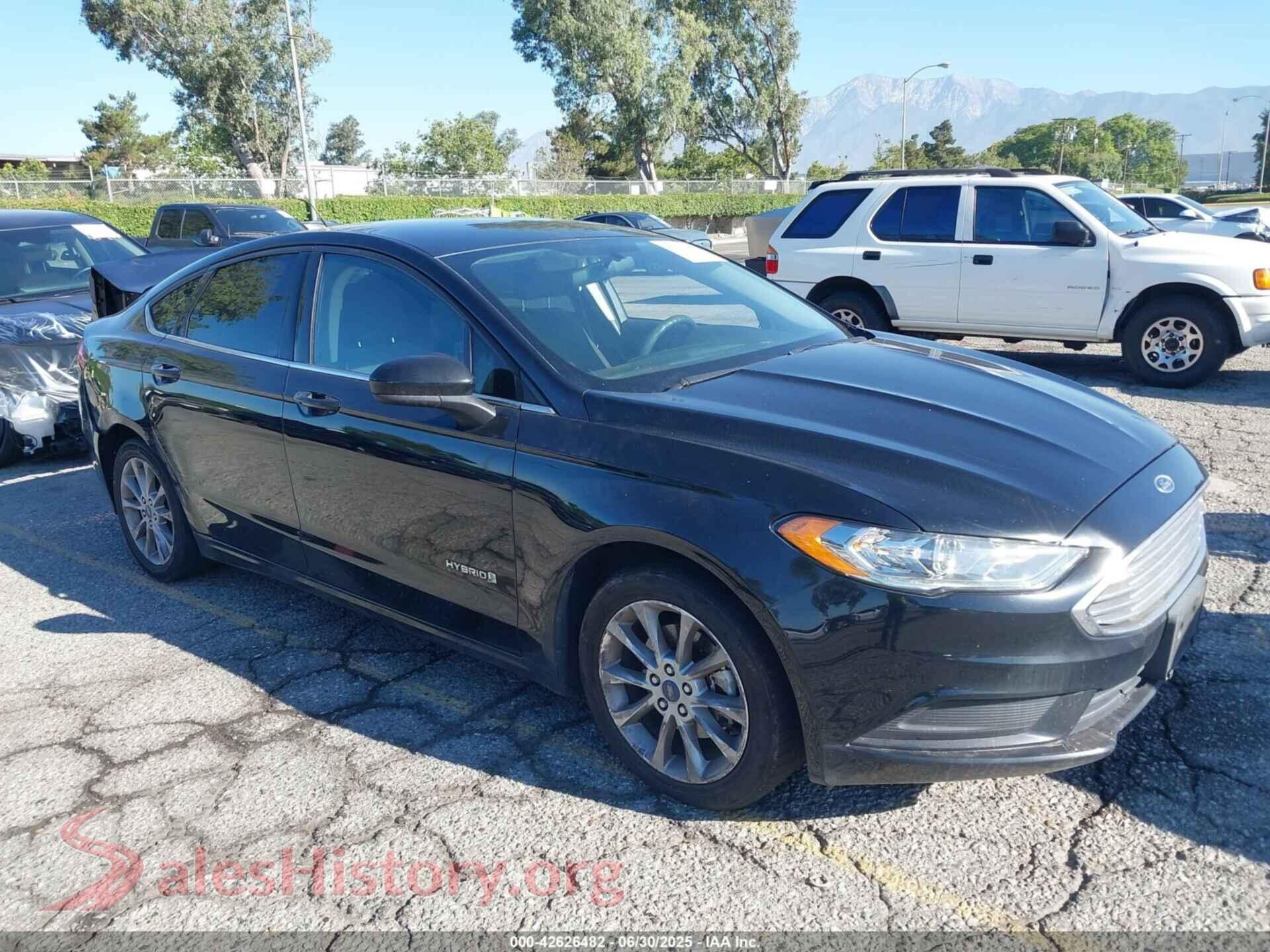 2017 FORD FUSION HYBRID — VIN 3FA6P0LU3HR267073