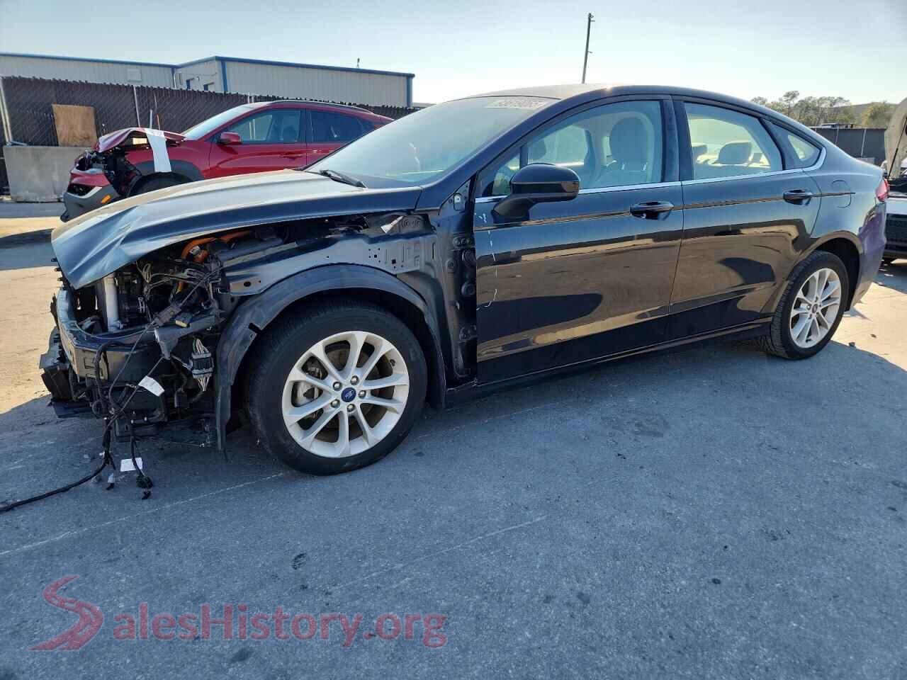 2020 FORD FUSION — VIN 3FA6P0LU5LR215405