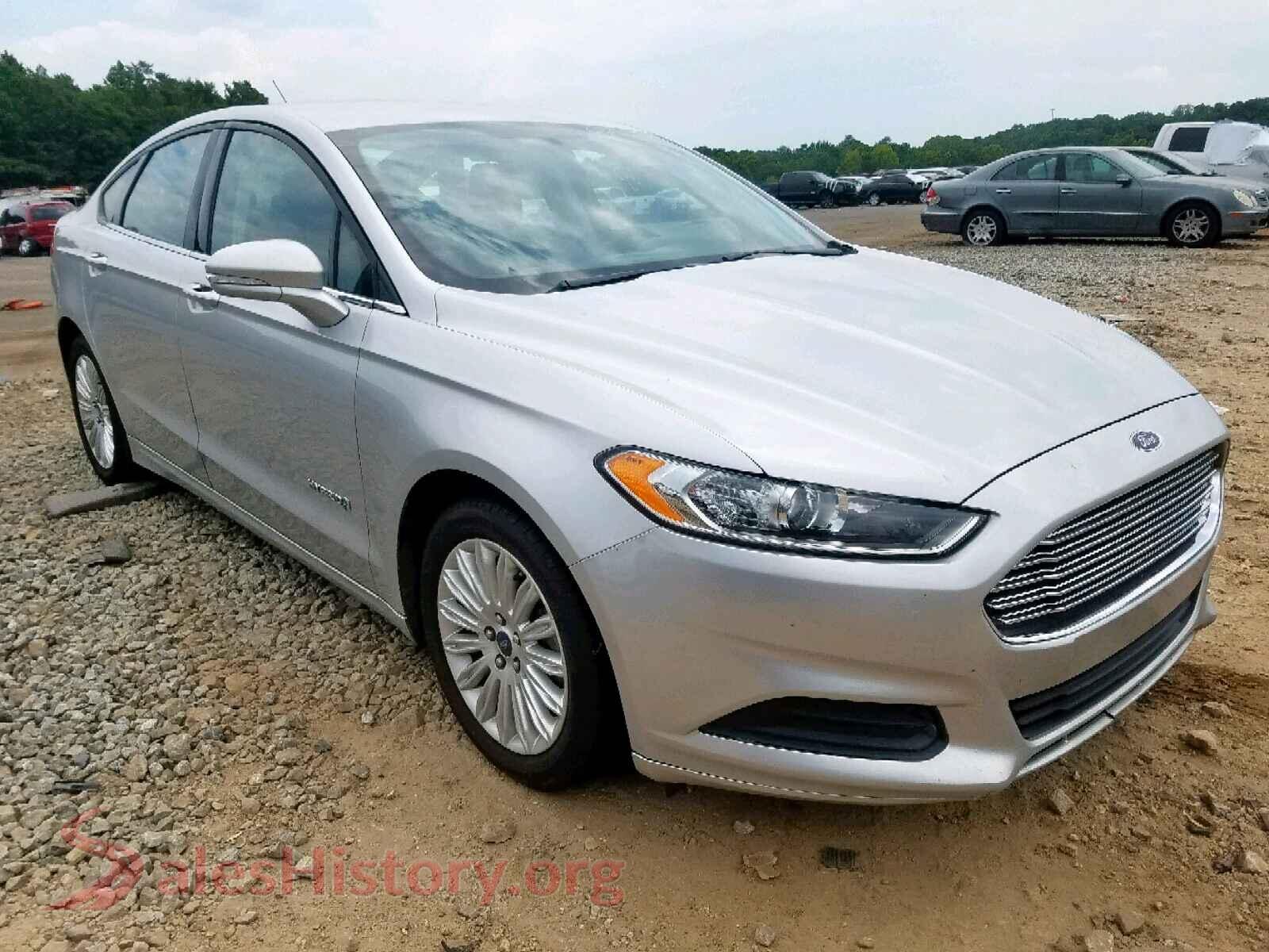 2013 FORD FUSION SE — VIN 3FA6P0LU6DR351916
