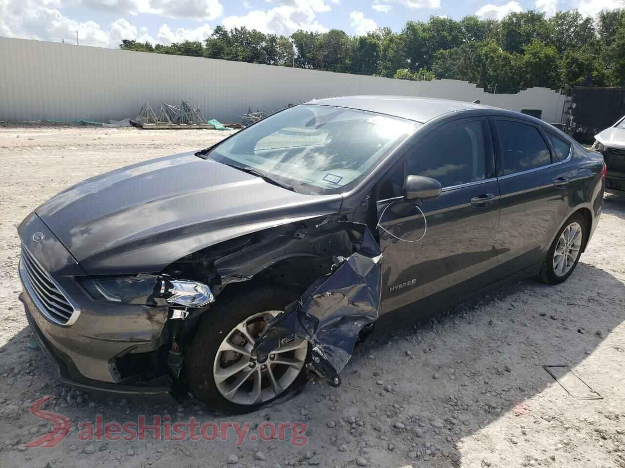 2019 FORD FUSION — VIN 3FA6P0LU7KR124618