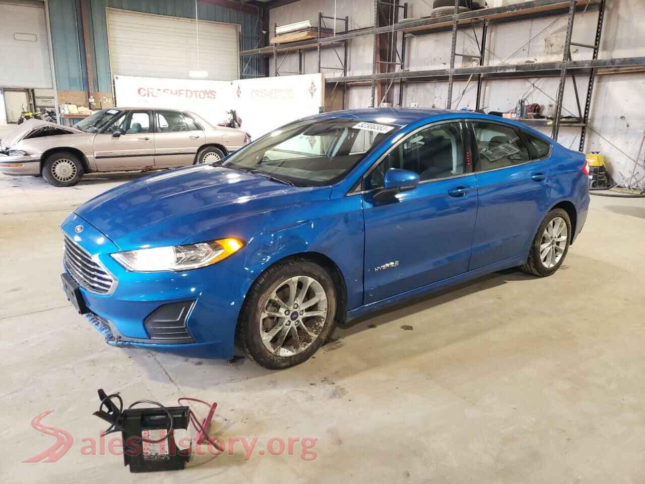 2019 FORD FUSION — VIN 3FA6P0LU7KR274888